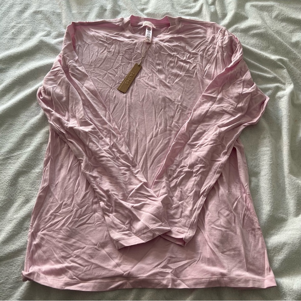NWT Skims Cherry Blossom Long Sleeve Boyfriend T-Shirt - Picture 2 of 3